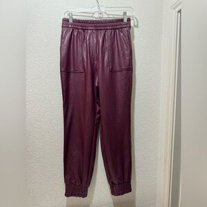 Express skinny faux leather pants size XXS elastic inseam 26”